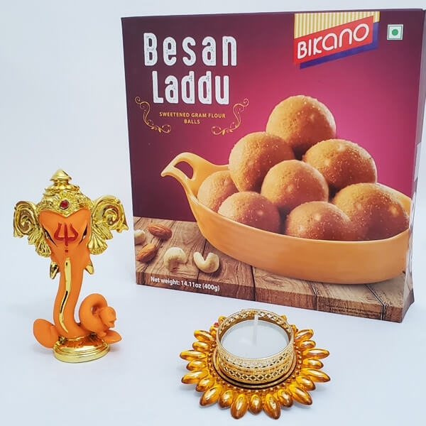 Long Ganesha & Besan Laddoo