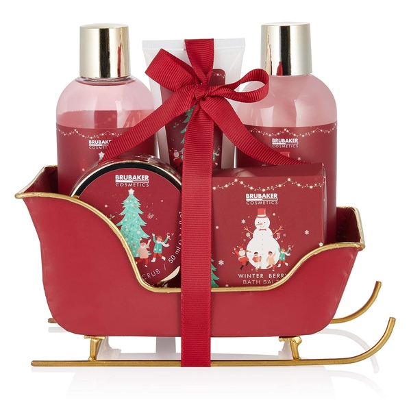 Winter Berries Spa Gift Basket