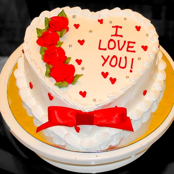 Vanila Heart Cake